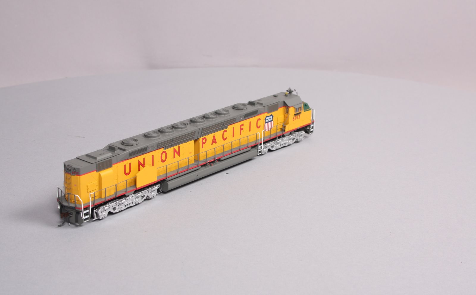 Athearn G69555 HO DDA40X w/DCC & Sound, UP #6913