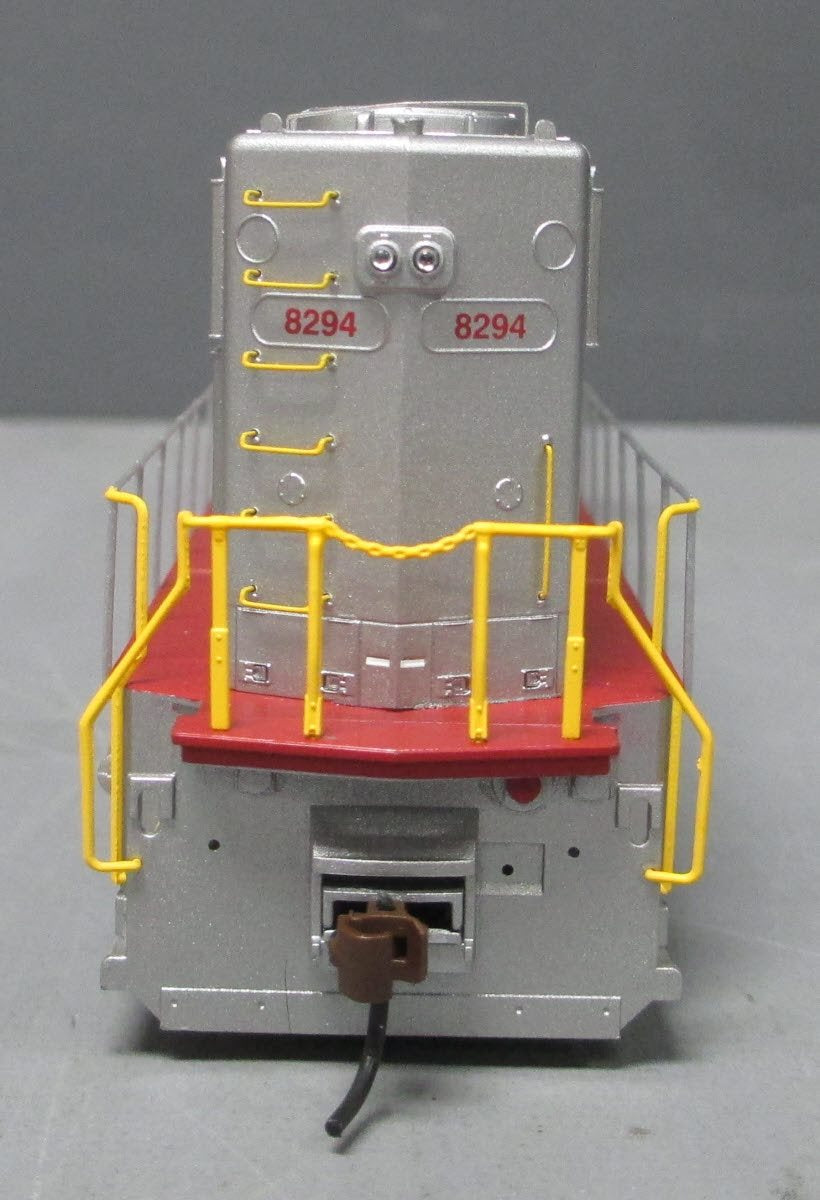 Athearn G62214 HO BNSF/Warbonnet SD75I Diesel Locomotive #8294