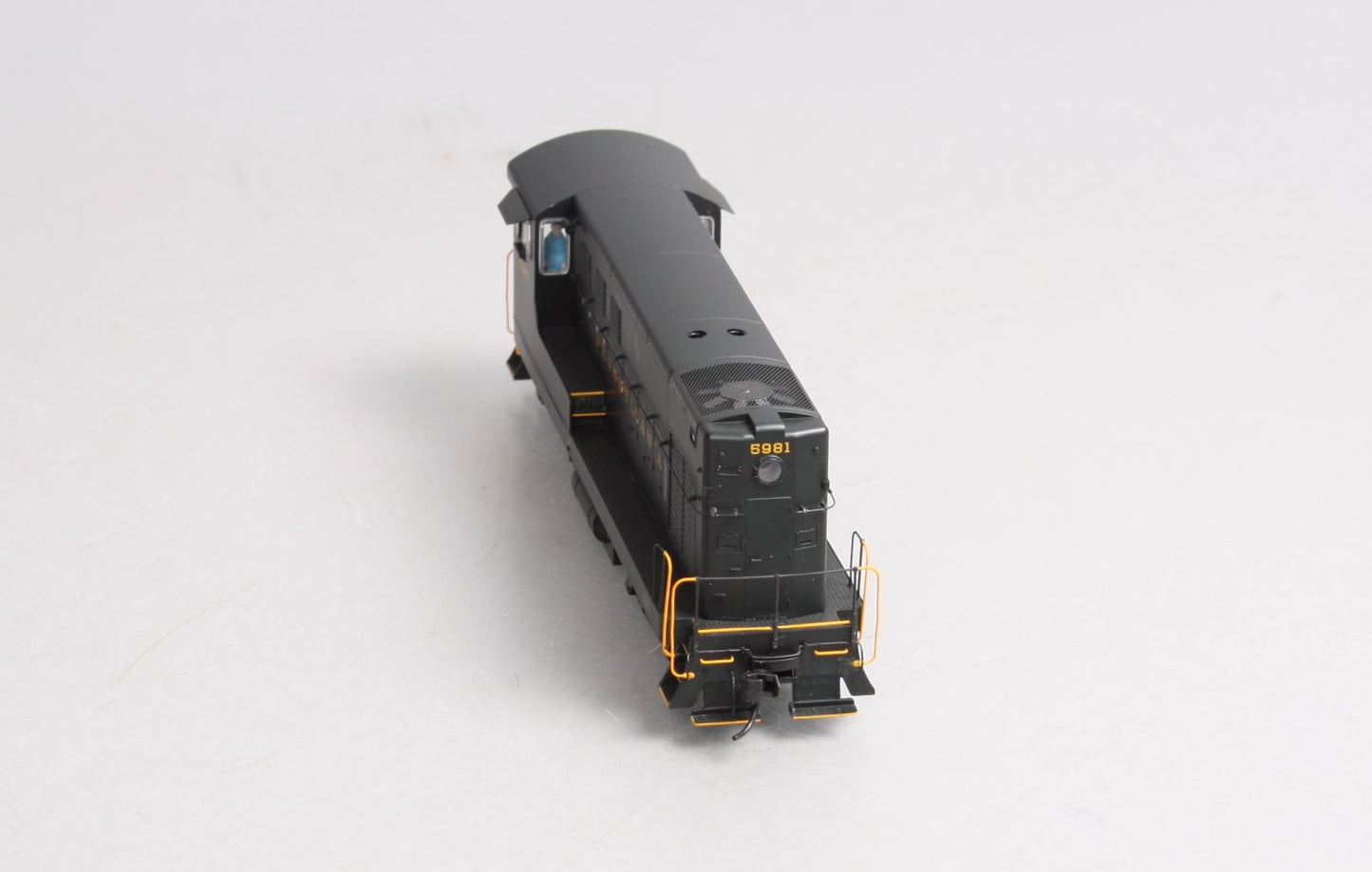 Walthers 920-47831 HO PRR Fairbanks-Morse H10-44 - Standard DC #5981