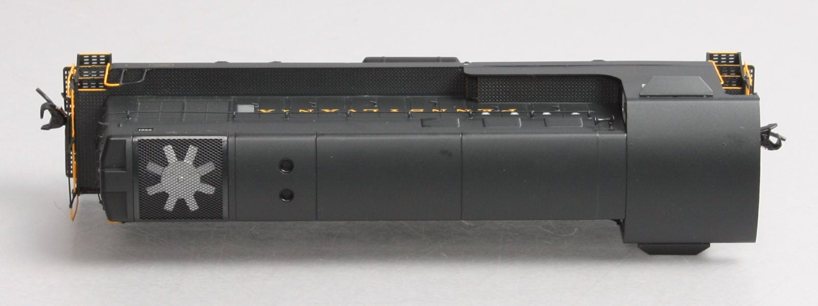 Walthers 920-47831 HO PRR Fairbanks-Morse H10-44 - Standard DC #5981