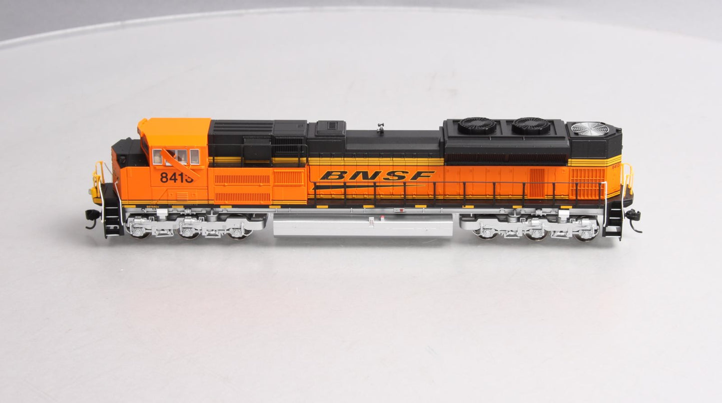 Walthers 910-19827 HO Bur Northern Santa Fe EMD SD70ACe w/Sound & DCC #8413