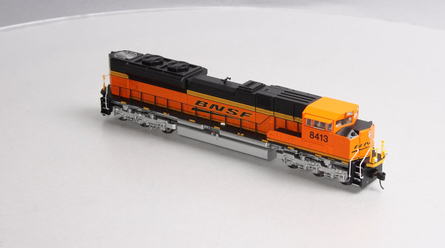 Walthers 910-19827 HO Bur Northern Santa Fe EMD SD70ACe w/Sound & DCC #8413