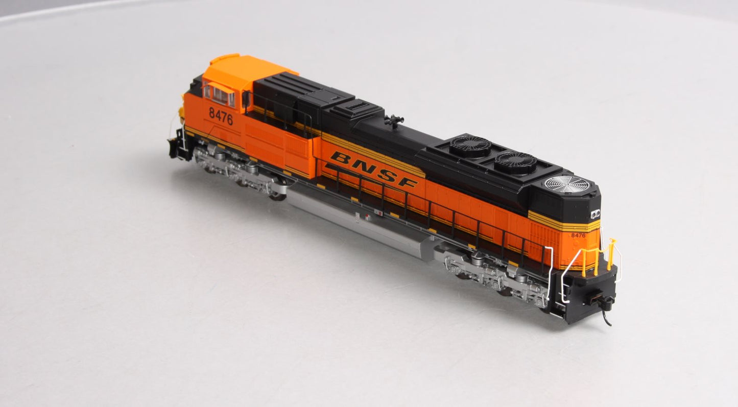 Walthers 910-19828 HO Bur Northern Santa Fe EMD SD70ACe w/Sound & DCC #8476