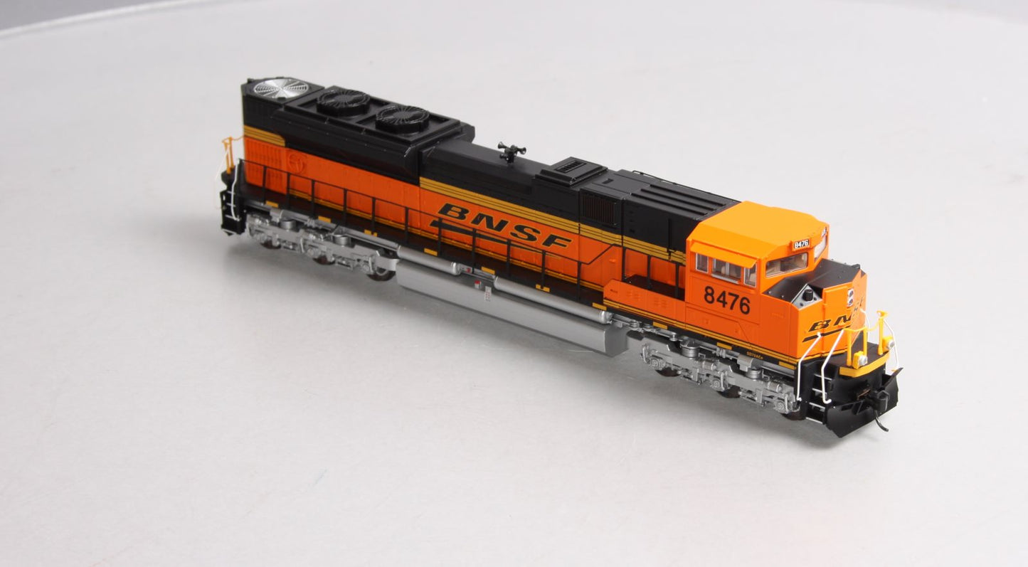 Walthers 910-19828 HO Bur Northern Santa Fe EMD SD70ACe w/Sound & DCC #8476