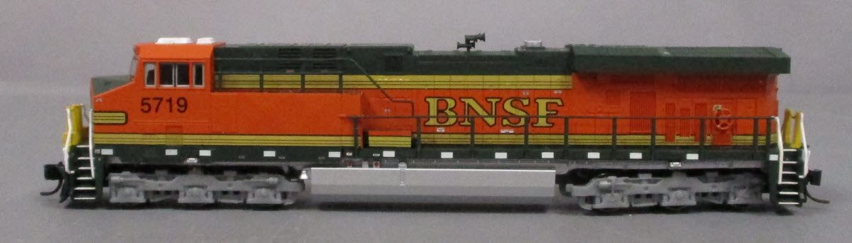 Fox Valley Models 70201 N RTR ES44AC, BNSF/H2/White Frame Stripe #5719