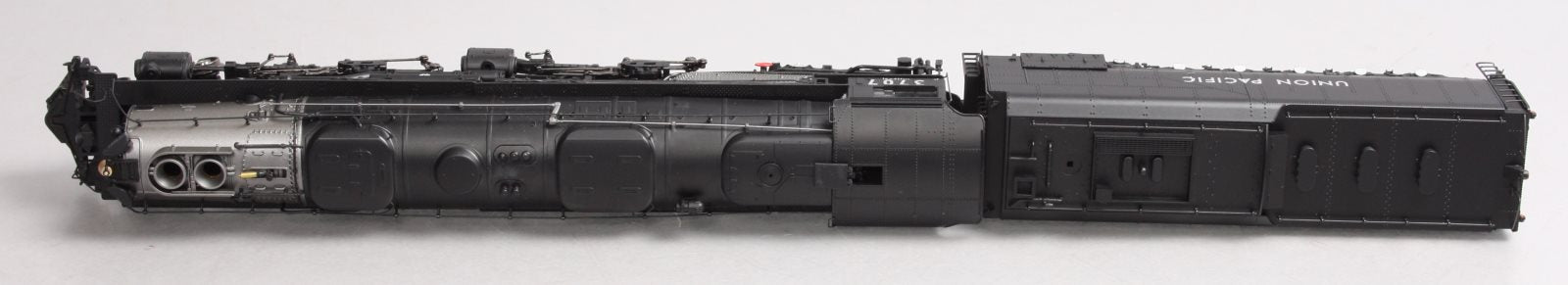 Athearn G97223 HO UP Challenger 4-6-6-4 Steam Locomotive w/DCC & Sound #3707