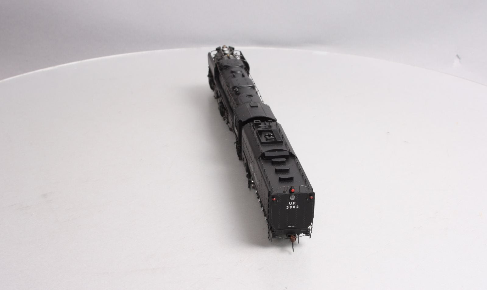 Athearn G97226 HO Scale UP 4-6-6-4 Steam Loco & Tender w/DCC/SND #3982