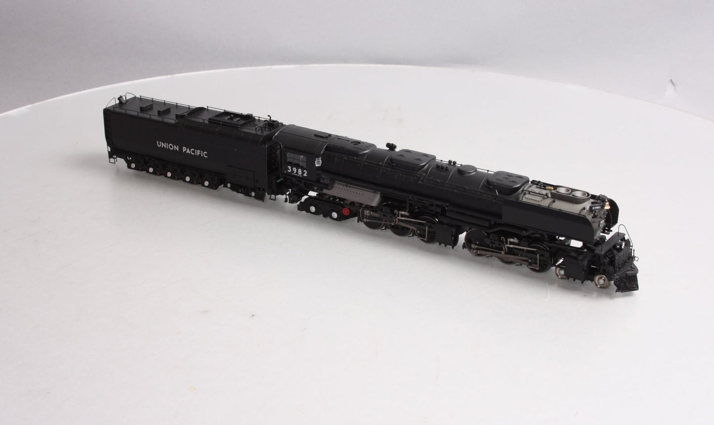 Athearn G97226 HO Scale UP 4-6-6-4 Steam Loco & Tender w/DCC/SND #3982