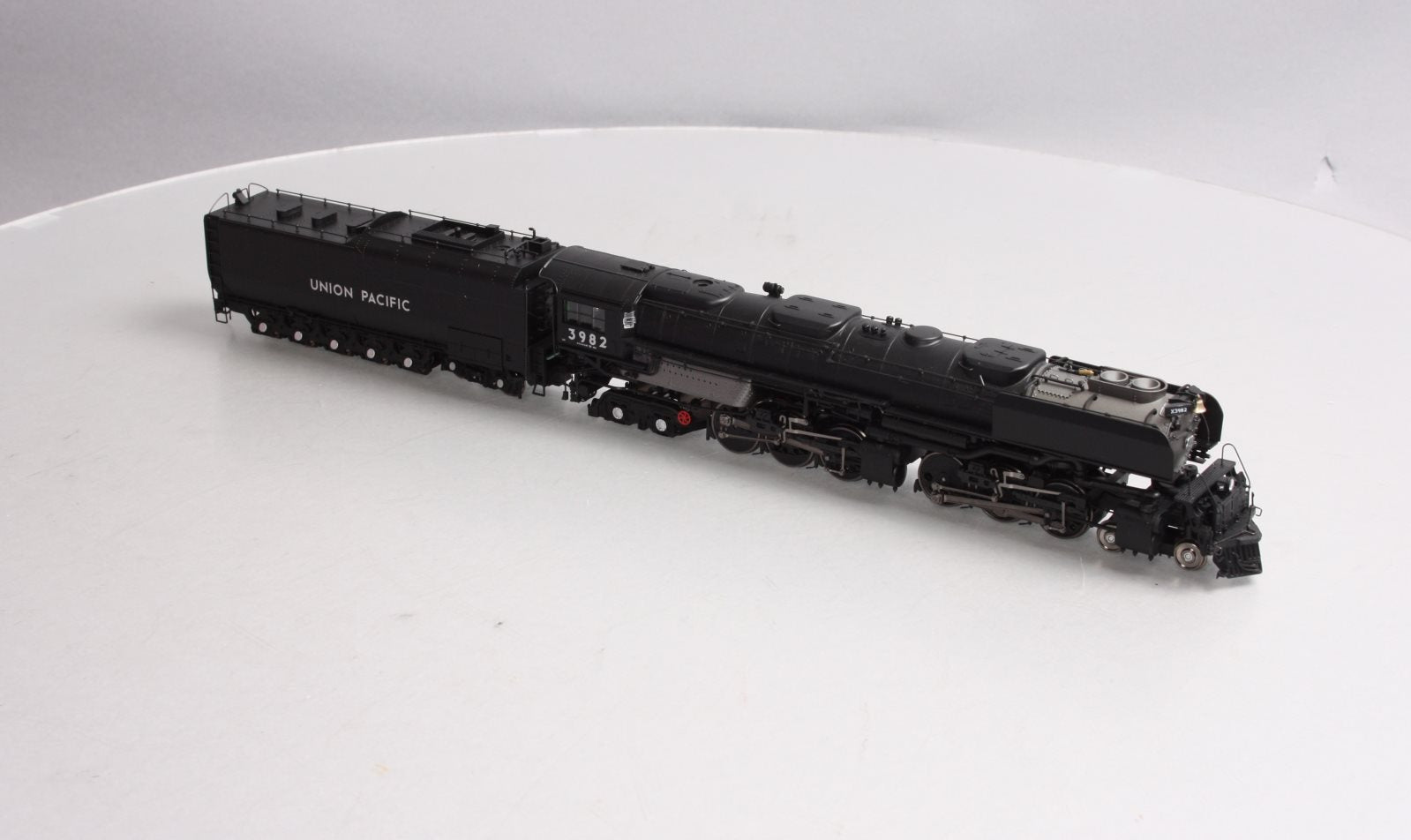 Athearn G97226 HO Scale UP 4-6-6-4 Steam Loco & Tender w/DCC/SND #3982