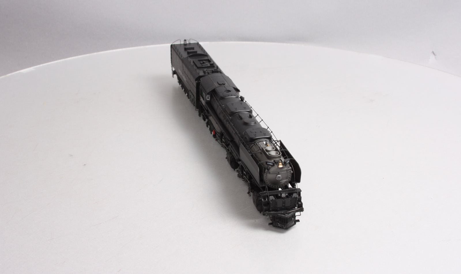 Athearn G97226 HO Scale UP 4-6-6-4 Steam Loco & Tender w/DCC/SND #3982