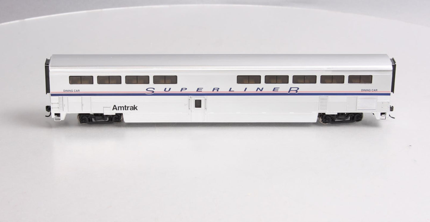 Walthers 920-12031 HO Amtrak 85' Pullman-Standard Superliner Diner Phase III