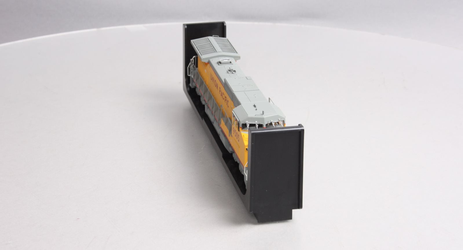 Atlas 10001242 Union Pacific 8-40CW Diesel Locomotive #9505