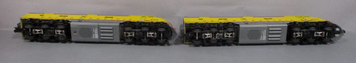 Lionel 6-84662 Union Pacific Legacy AA E6 Diesel Locomotive Set #996/997