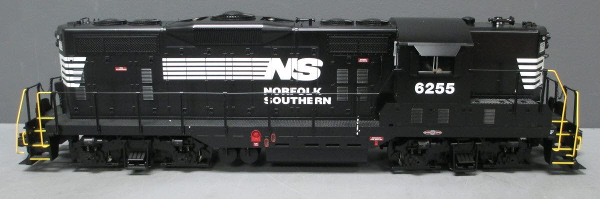 USA Trains R22135 G Norfolk Southern GP9 Diesel Locomotive (Black)