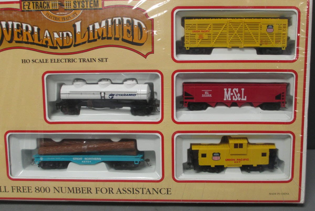 Bachmann 00614 HO Scale Union Pacific Overland Limited Steam Train Set