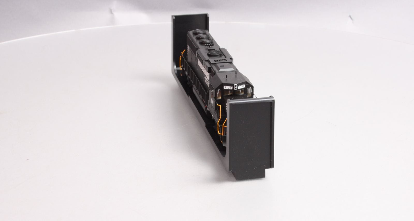 Fox Valley Models 20501S HO GP60 w/DCC & Sound, NS/Original #7107