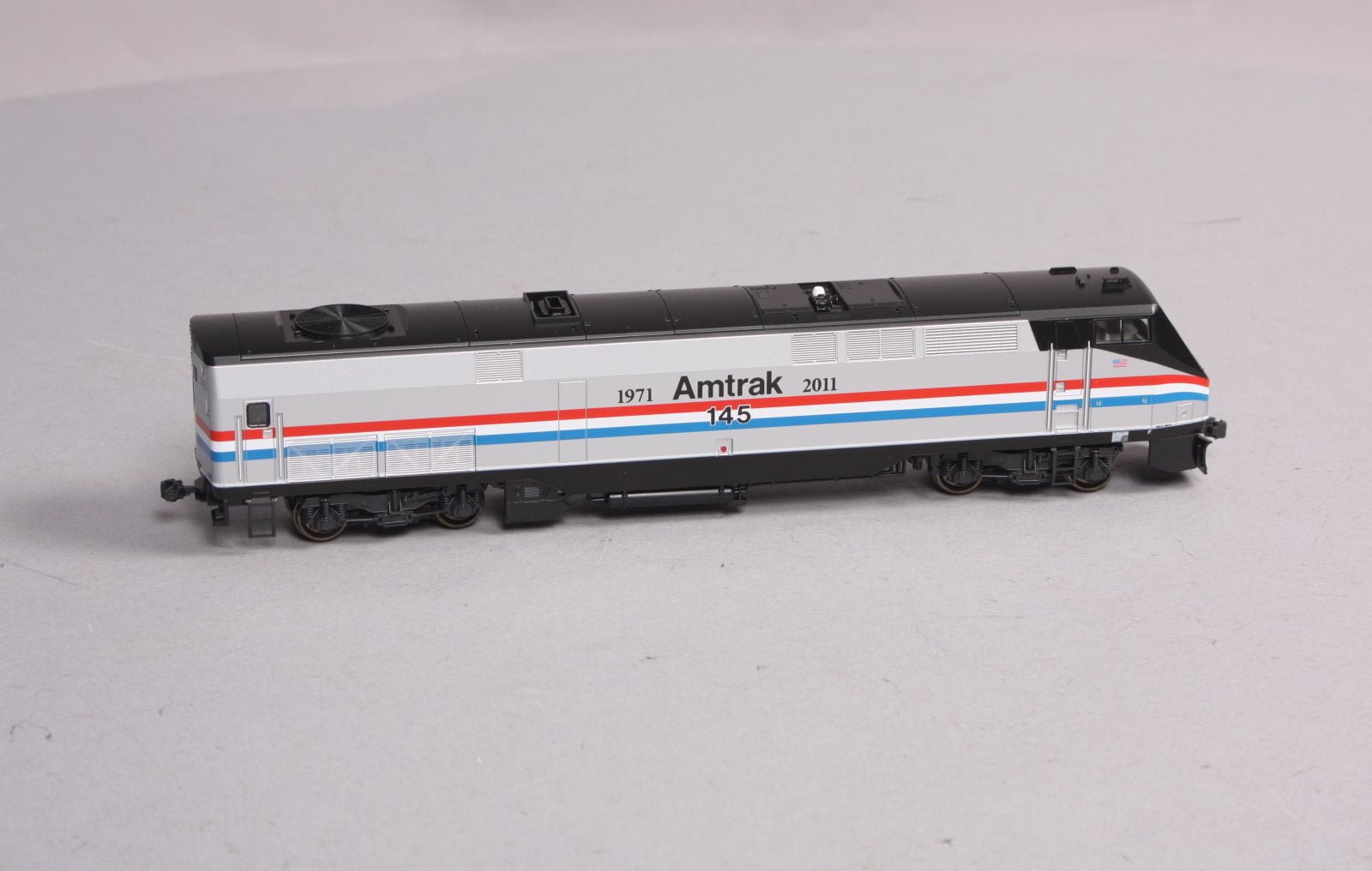 Kato 37-6106 HO Amtrak P42 