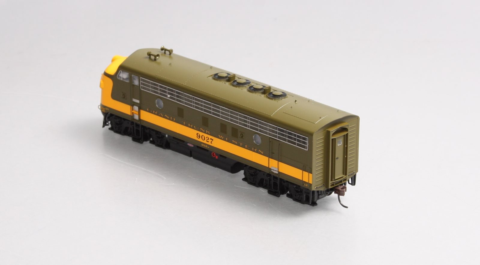 Athearn G2026 HO Scale Grand Trunk Western EMD F3A Diesel Locomotive #9027