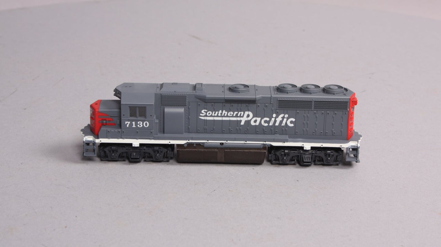 Con-Cor 0015-001022 HO Southern Pacific EMD GP40 Diesel Locomotive #7130