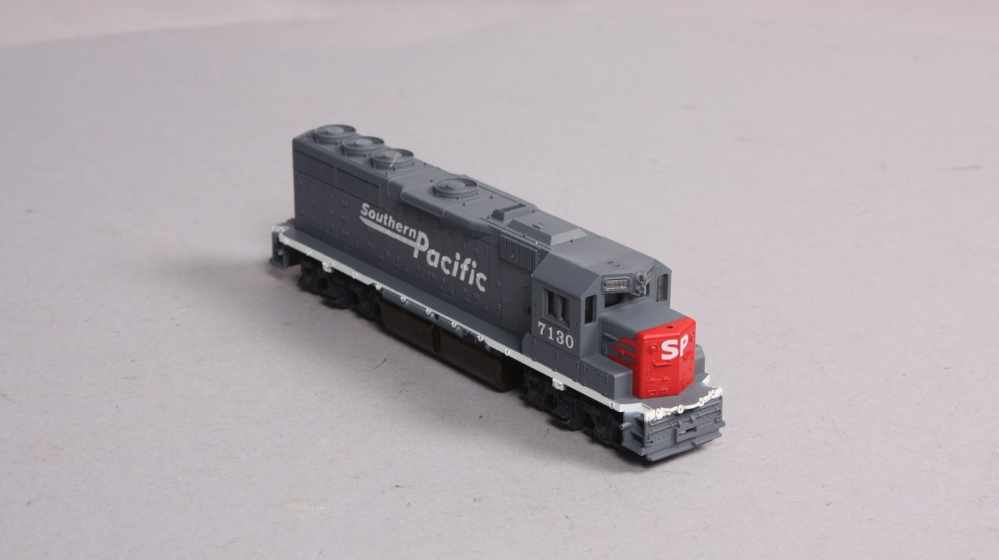 Con-Cor 0015-001022 HO Southern Pacific EMD GP40 Diesel Locomotive #7130