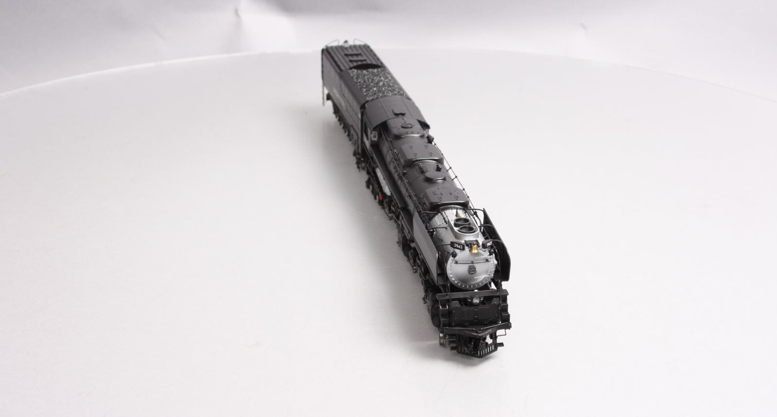Athearn G9125 HO Union Pacific 4-6-6-4 Steam Locomotive w/DCC & Sound #3943