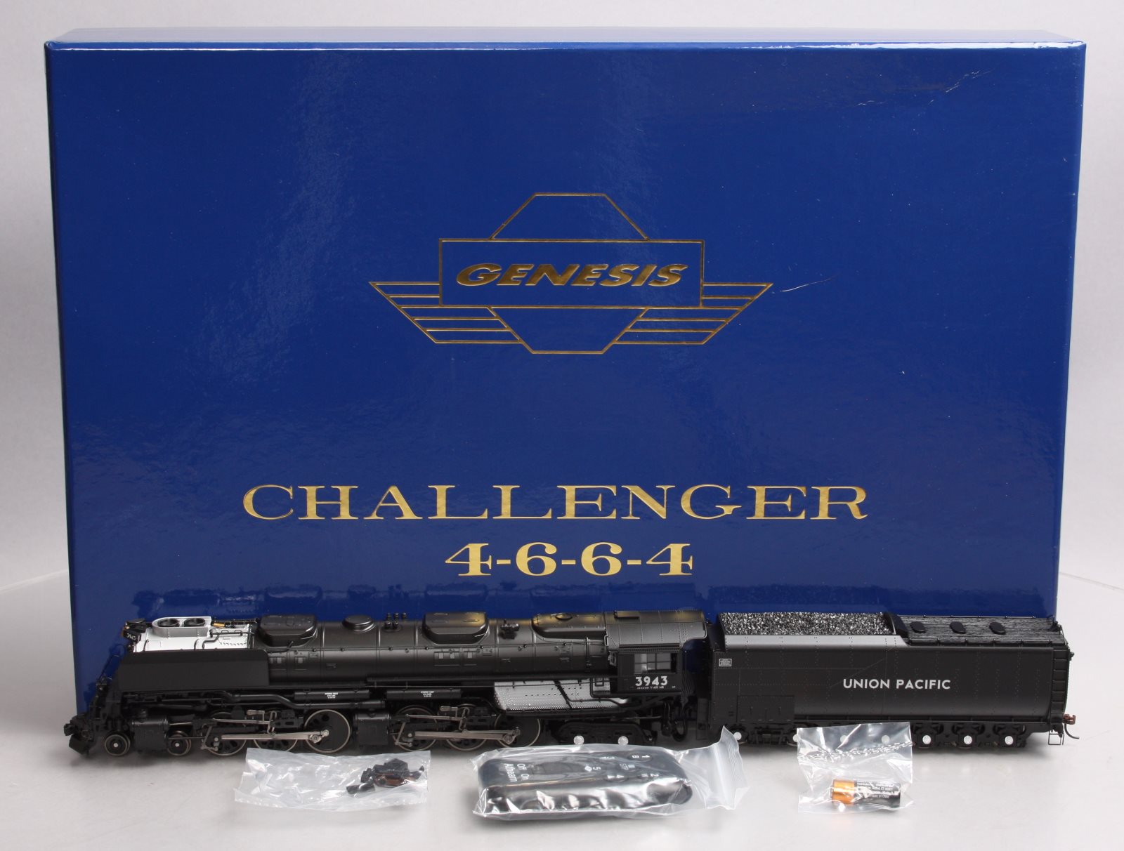 Athearn G9125 HO Union Pacific 4-6-6-4 Steam Locomotive w/DCC & Sound #3943