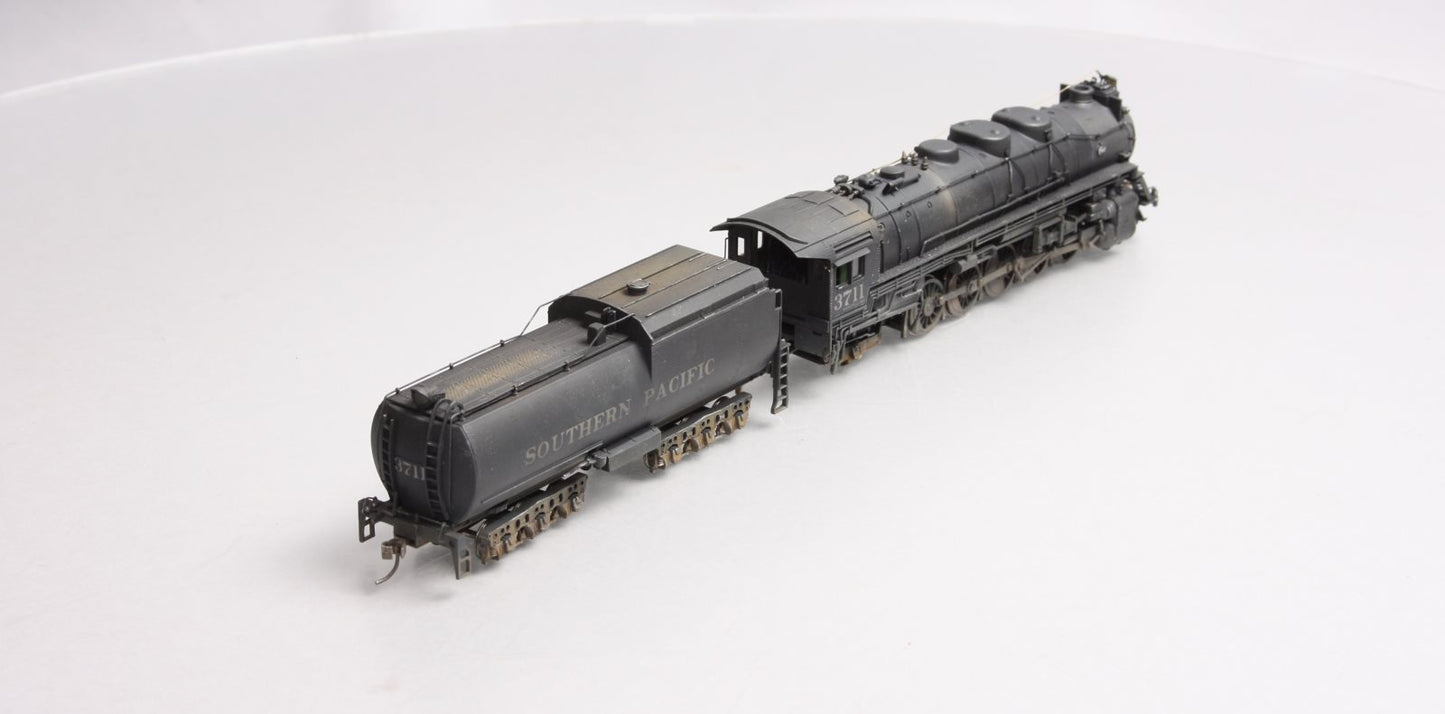 IHC 23416 HO Scale Southern Pacific 2-10-2 Steam Locomotive & Tender #3711