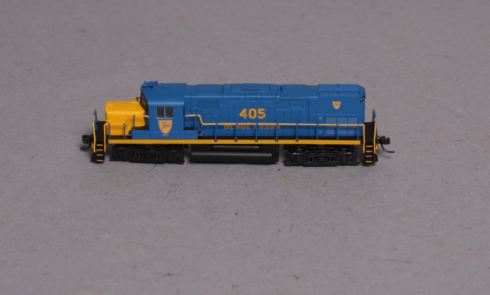 Atlas 40000348 C420 W/DCC Delaware & Hudson 405 N