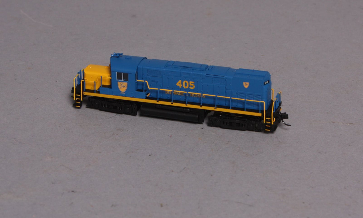 Atlas 40000348 C420 W/DCC Delaware & Hudson 405 N