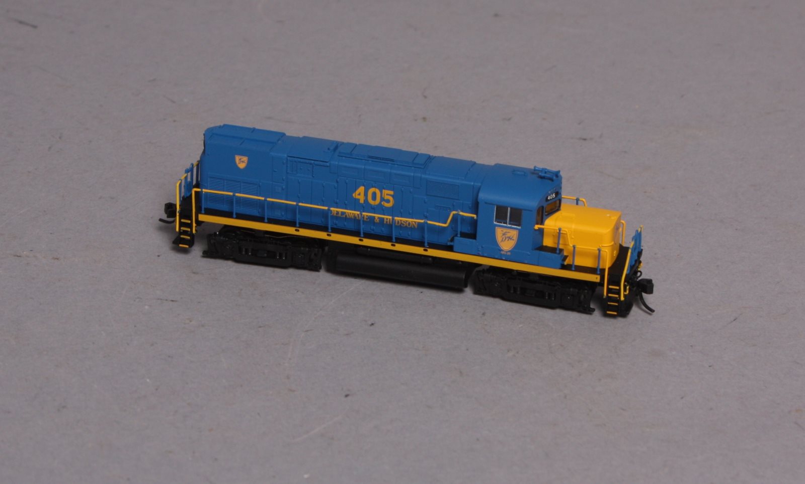 Atlas 40000348 C420 W/DCC Delaware & Hudson 405 N