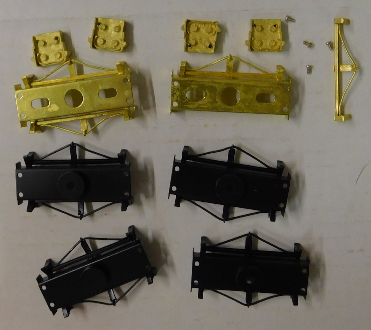 Acme 1000X-6 Brass Truck Bolsters (Pack of 6)
