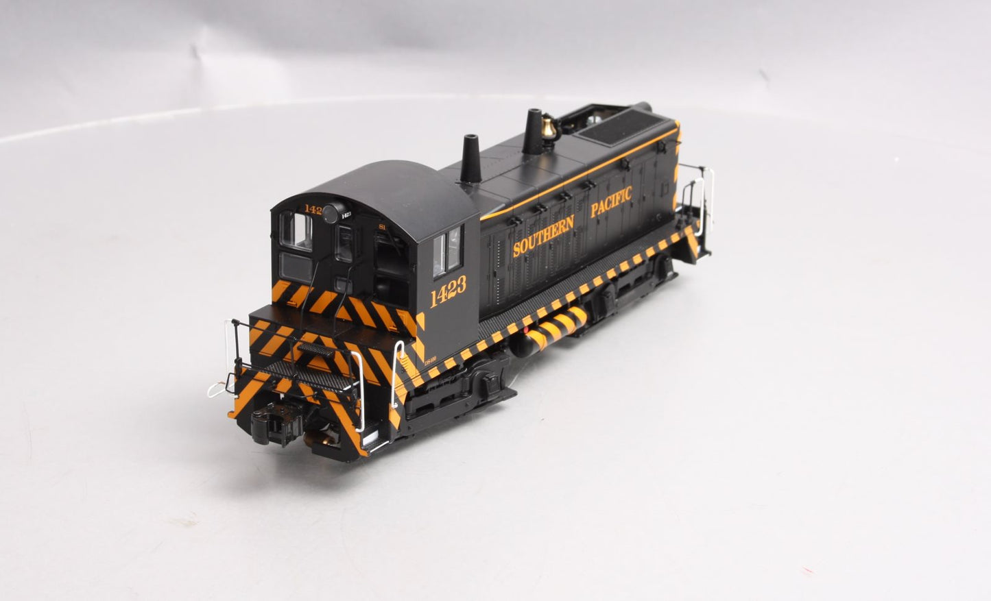 Lionel 6-83390 Southern Pacfic NW2 Diesel Locomotive #1423