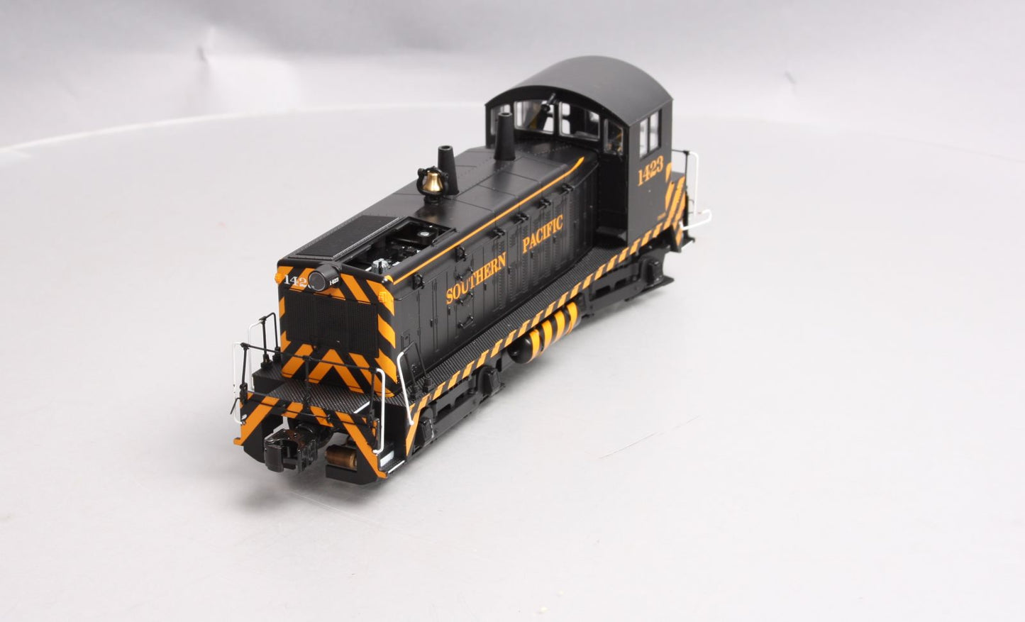Lionel 6-83390 Southern Pacfic NW2 Diesel Locomotive #1423