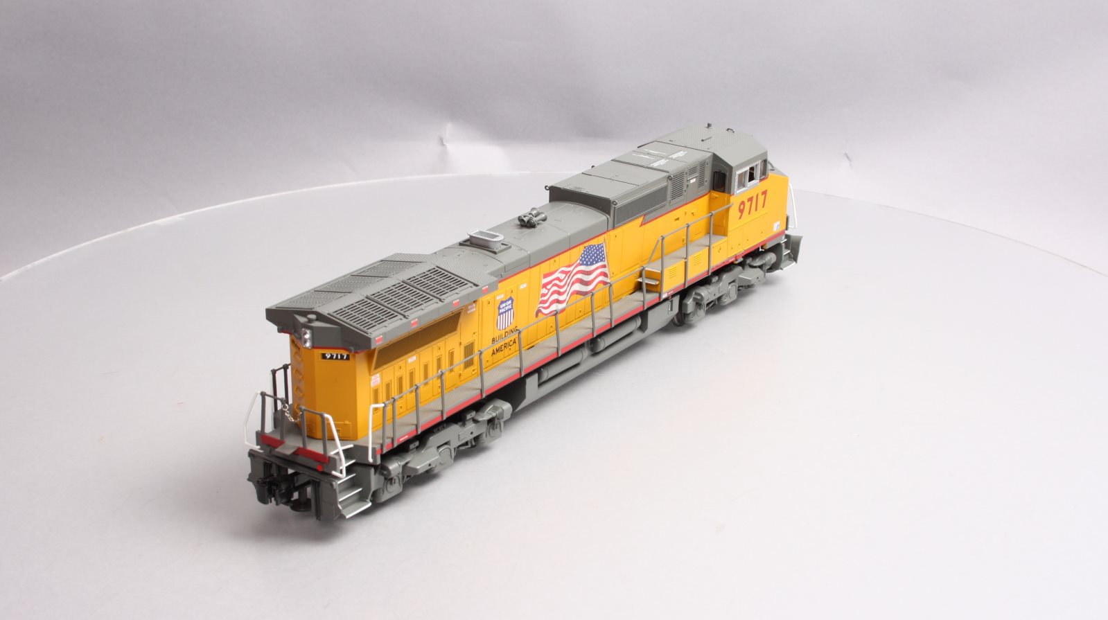 Lionel 6-39582 Union Pacific GE C44-9W Non-Powered Diesel Locomotive #9717