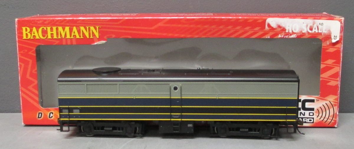 Bachmann 64905 HO Scale B&O ALCO FB2 Diesel Locomotive w/ Sound & DCC