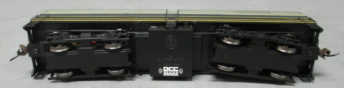 Bachmann 64905 HO Scale B&O ALCO FB2 Diesel Locomotive w/ Sound & DCC
