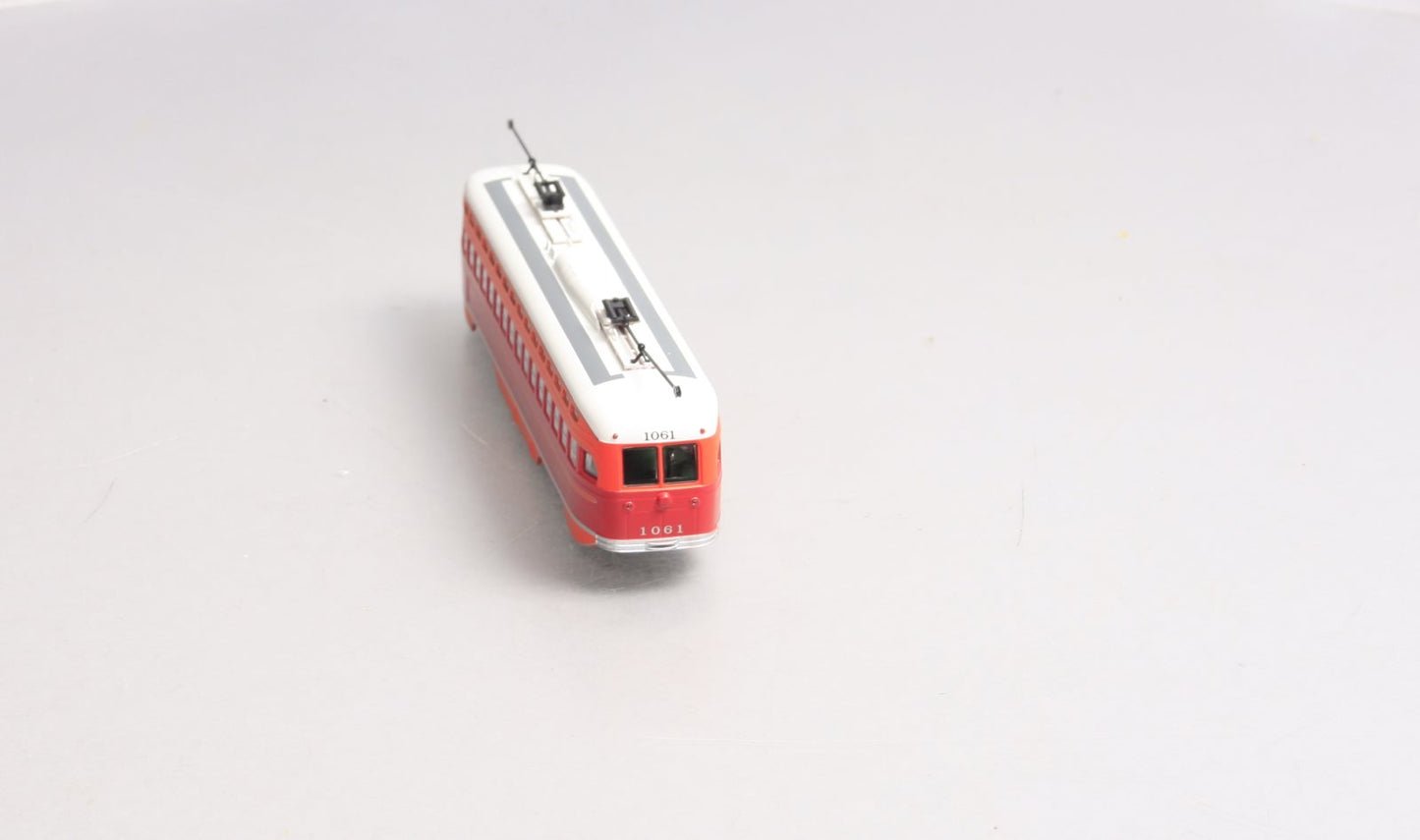 Bowser 12561 HO SF Pacific Electric PCC Streetcar #1061