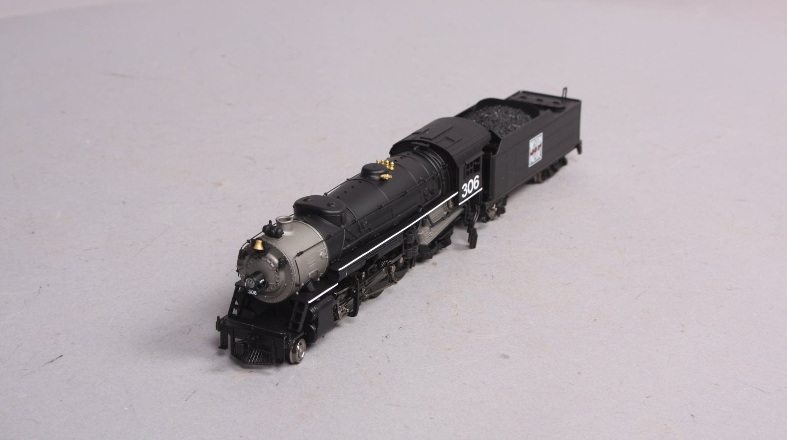 Broadway Limited 223 HO Scale Western Pacific MK-60 2-8-2 Steam Locomotive #306
