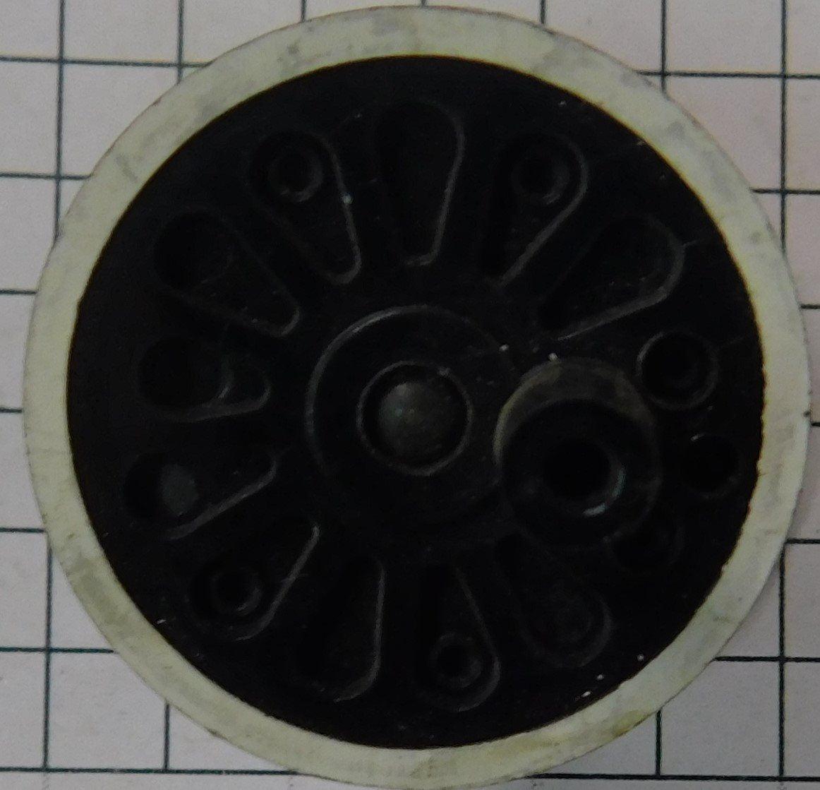 American Flyer PA14C941 2 Wheels and Axle with Stud