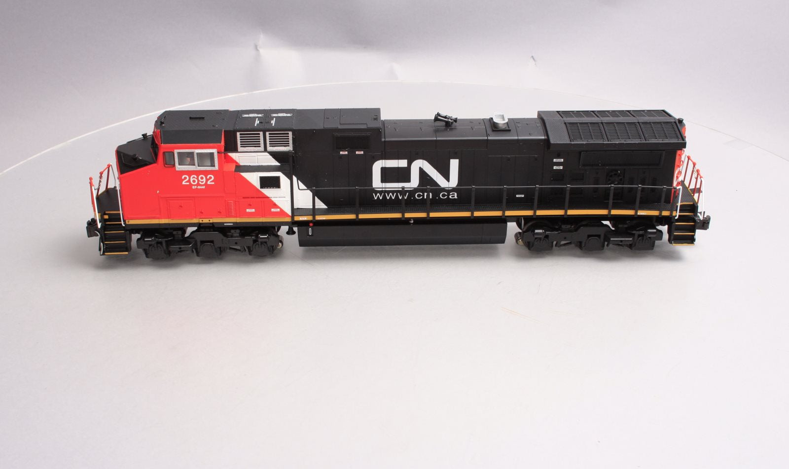 Lionel 6-28367 O Canadian National C44-9W Diesel Locomotive #2692