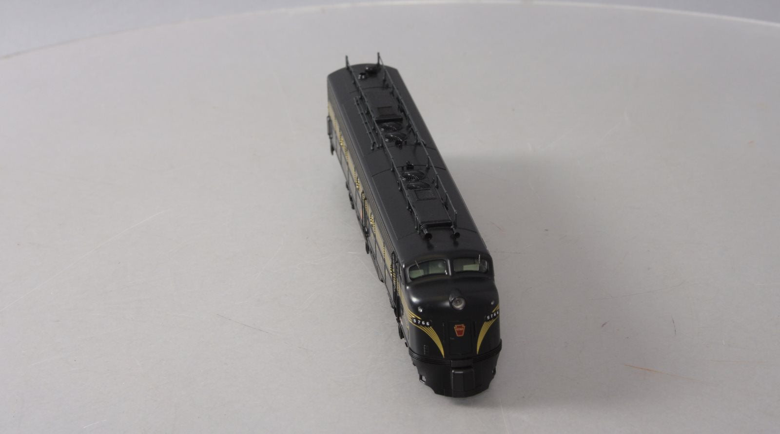 Broadway Limited 458 HO Paragon™ Pennsylvania EMD E8A Diesel Locomotive #5766