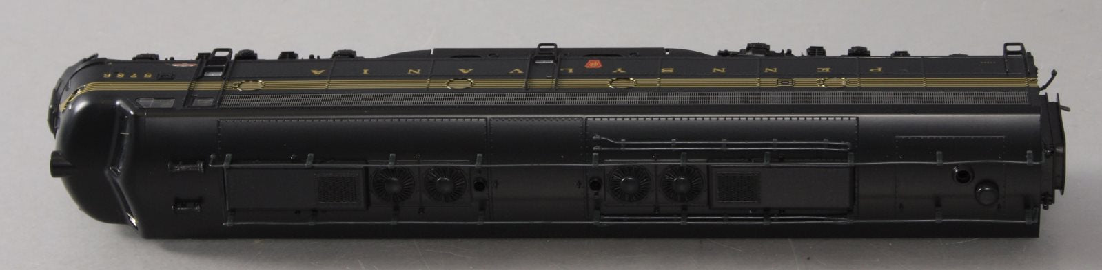 Broadway Limited 458 HO Paragon™ Pennsylvania EMD E8A Diesel Locomotive #5766