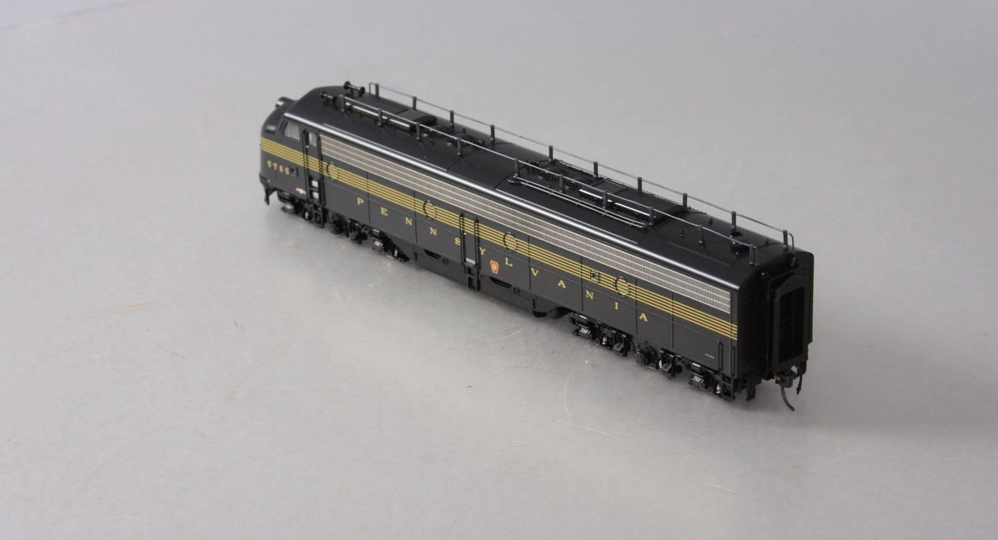 Broadway Limited 457 HO PRR EMD E8A Powered Diesel Locomotive #5765 w/DCC/Sound