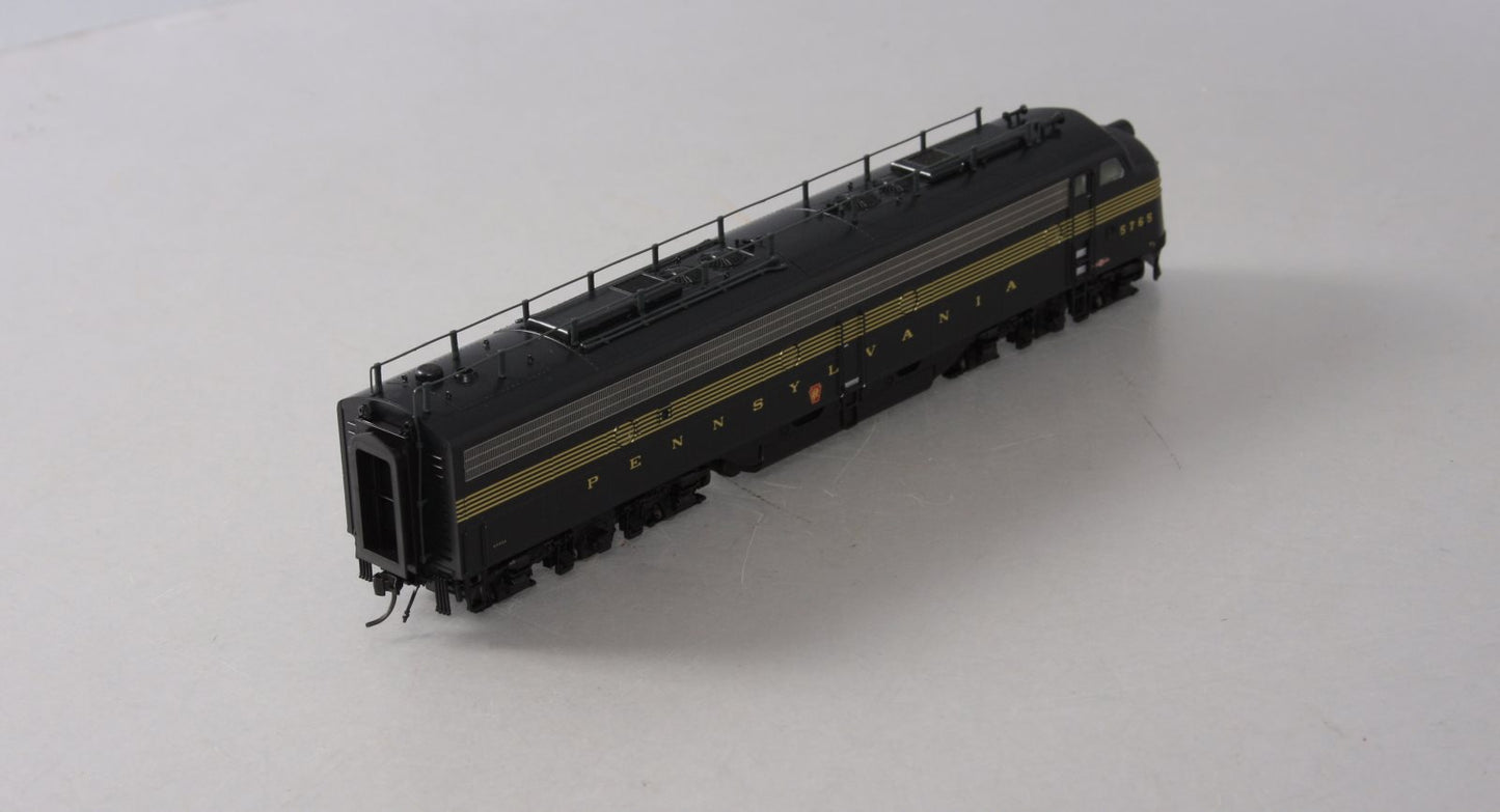 Broadway Limited 457 HO PRR EMD E8A Powered Diesel Locomotive #5765 w/DCC/Sound