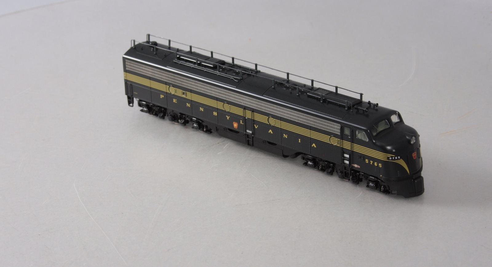 Broadway Limited 457 HO PRR EMD E8A Powered Diesel Locomotive #5765 w/DCC/Sound