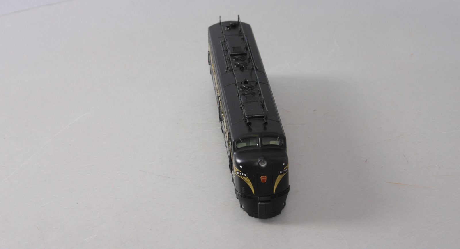 Broadway Limited 457 HO PRR EMD E8A Powered Diesel Locomotive #5765 w/DCC/Sound