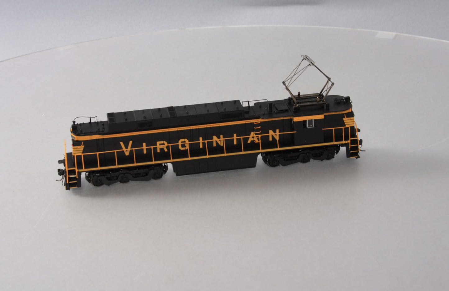 Bachmann 82402 HO Scale Virginian E33 Electric Locomotive #140