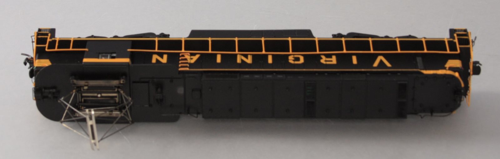 Bachmann 82402 HO Scale Virginian E33 Electric Locomotive #140