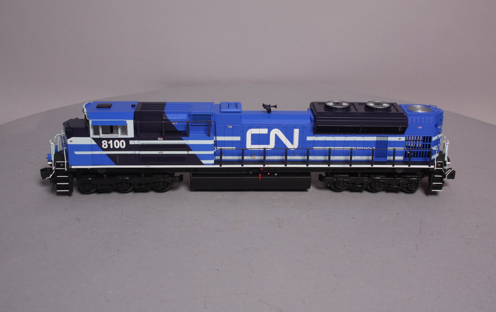 Lionel 6-84098 O Gauge Canadian National Legacy SD70ACE Diesel Locomotive #8100