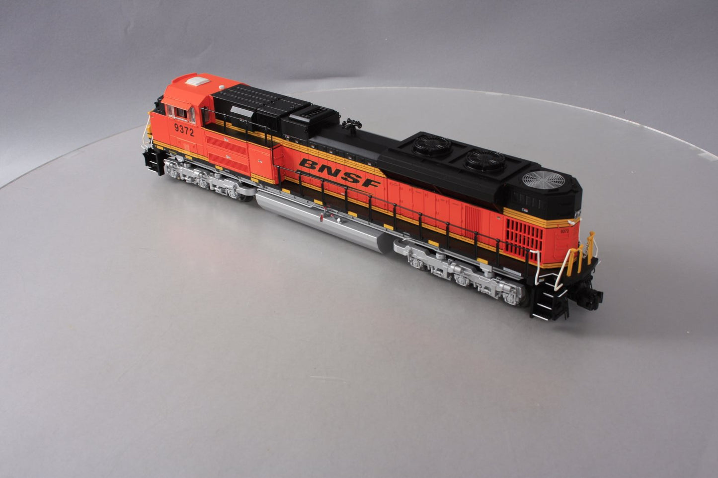 Lionel 6-84096 O BNSF LEGACY SD70ACe Diesel Locomotive #9372